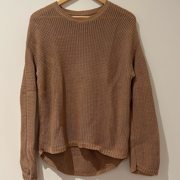 Brown sweater - Picture 1 of 2